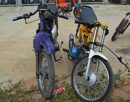 Những chiếc xe "quái dị" trong bãi ở Bà Rịa-Vũng Tàu - 2