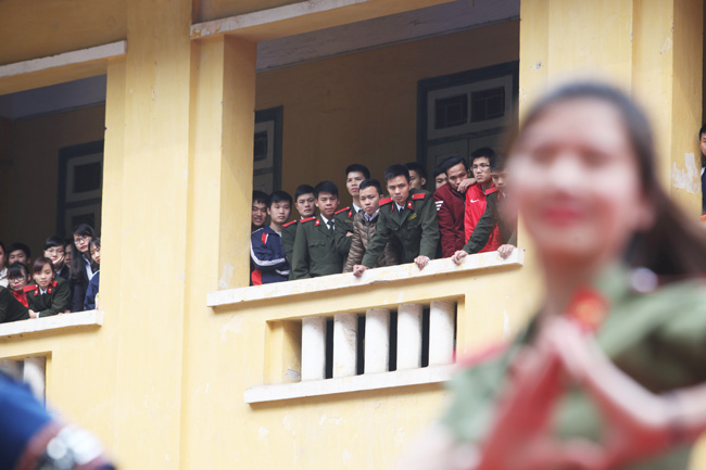 Ngắm Hoa khôi Học viện An ninh trong điệu nhảy dân vũ - 7