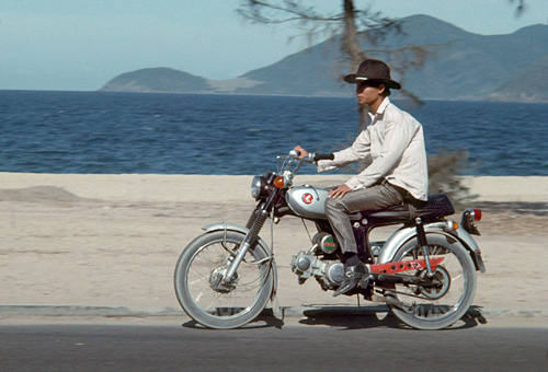 Thời trang lãng tử của “soái ca” Việt thập niên 1960 - 4