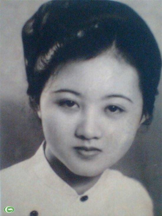 Vẻ đẹp "nghiêng thành" của các giai nhân thời xưa cũ - 16