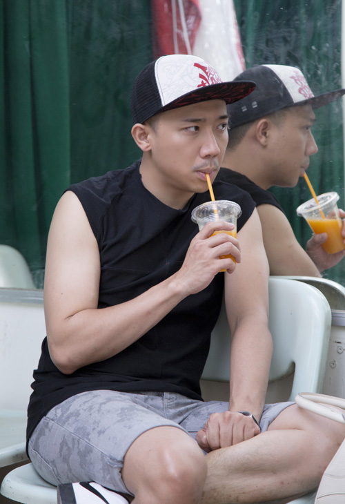 Trấn Thành vẫn căng thẳng dù liveshow cháy vé - 1