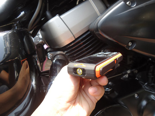 Cơn sốt điện thoại siêu bền, pin dùng 20 ngày giá 479.000đ - 3