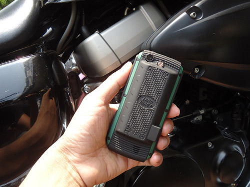 Cơn sốt điện thoại siêu bền, pin dùng 20 ngày giá 479.000đ - 6