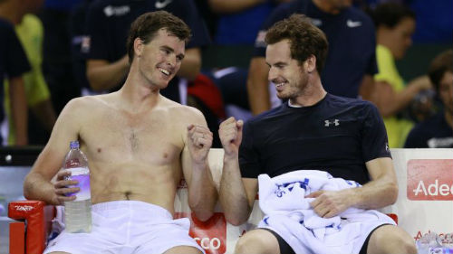 Tin thể thao HOT 30/3: Anh trai hết lời ca ngợi Andy Murray - 1