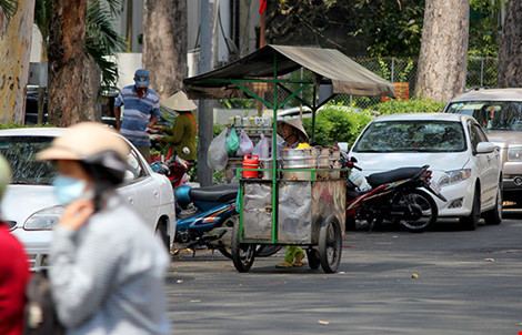 Nhà thờ địa thế đẹp nhất vùng Chợ Lớn "nghẹt thở"' vì tệ nạn - 12