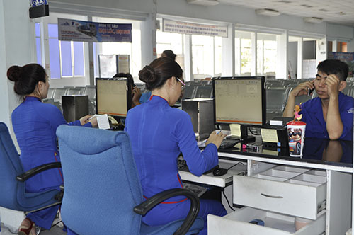 Bắt đầu cẩu 150 toa tàu “kẹt” ở Sài Gòn ra Đồng Nai - 3