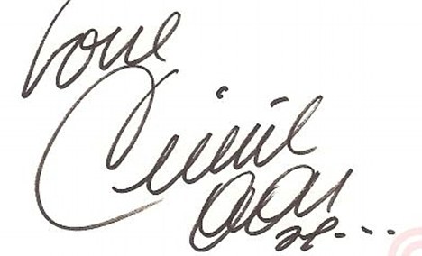 Những chữ ký “gà bới” khó xơi nhất thế giới - 2