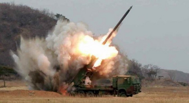 Loại vũ khí Triều Tiên khiến Hàn Quốc &#34;toát mồ hôi&#34; - 1