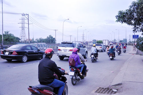 Cửa ngõ SG thông thoáng bất ngờ sau nghỉ Tết Dương lịch - 3