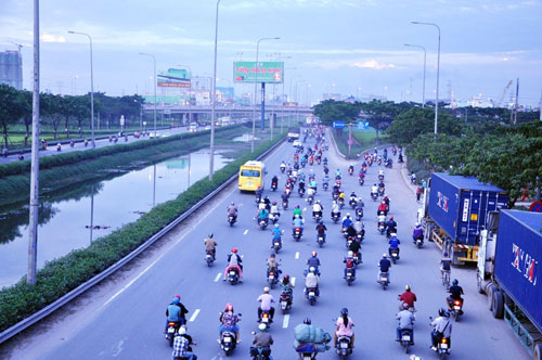 Cửa ngõ SG thông thoáng bất ngờ sau nghỉ Tết Dương lịch - 8