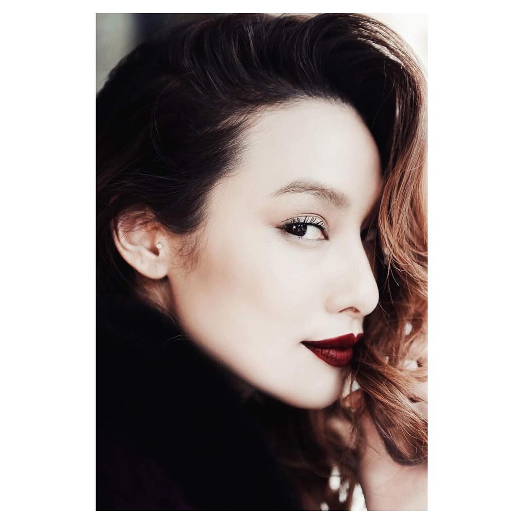 Sống đơn giản như mỹ nữ "đùi đá tảng" - 3