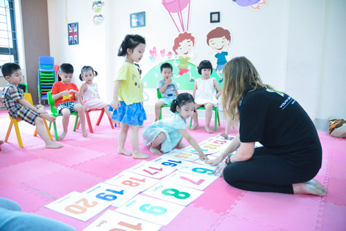 Khám phá mô hình “Học tiếng Anh qua vận động" cho trẻ mẫu giáo - 4