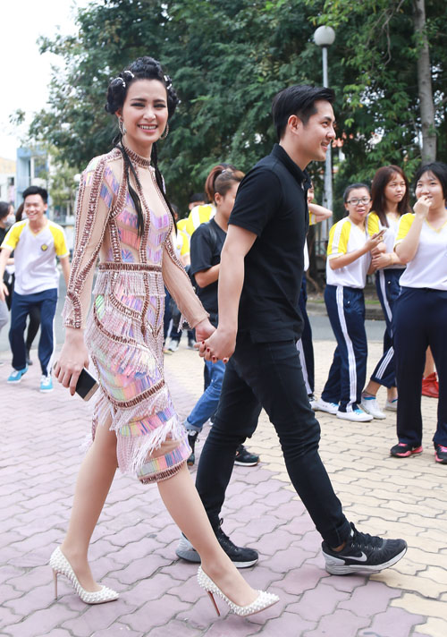 Giật mình với vẻ ngoài cực lạ của dàn giám khảo The Voice - 5