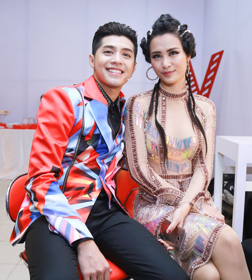 Giật mình với vẻ ngoài cực lạ của dàn giám khảo The Voice - 10