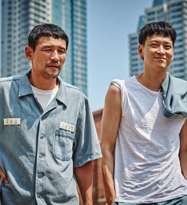 Top 10 phim xuất sắc nhất màn bạc Hàn năm 2016 - 3