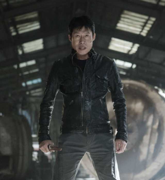 Top 10 phim xuất sắc nhất màn bạc Hàn năm 2016 - 10