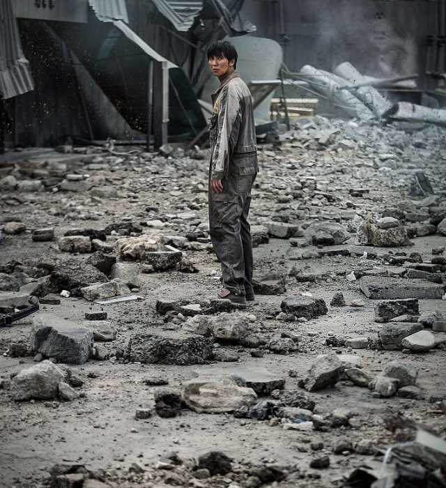 Top 10 phim xuất sắc nhất màn bạc Hàn năm 2016 - 4