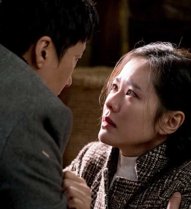 Top 10 phim xuất sắc nhất màn bạc Hàn năm 2016 - 2