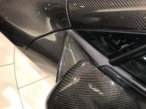 Xem trước McLaren MSO HS thân toàn sợi carbon - 4