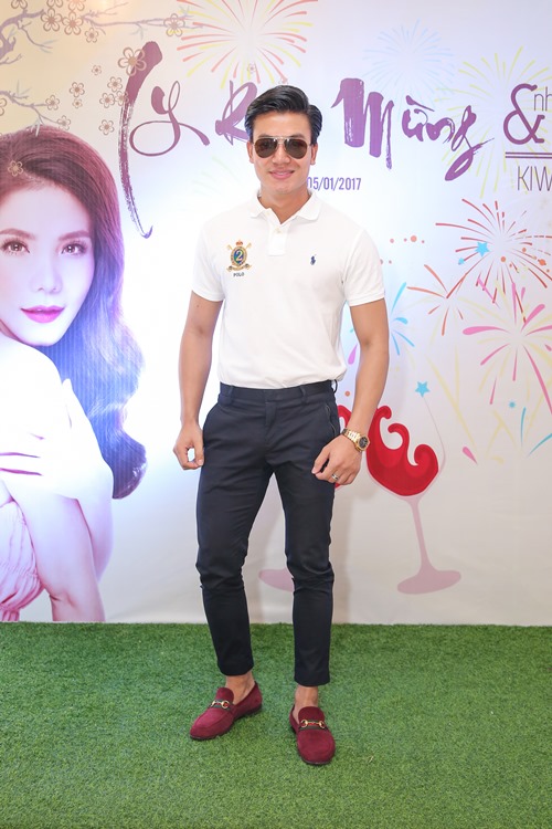 Kiwi Ngô Mai Trang được chồng làm album kỷ niệm 10 năm ngày cưới - 9