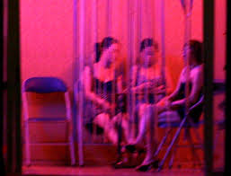 Quán cà phê có 8 phòng cho nhân viên bán dâm - 1