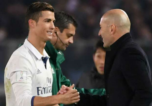 Real: Ronaldo không còn bất khả xâm phạm với Zidane - 1