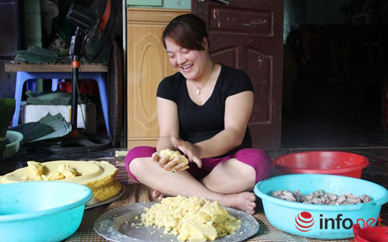 Nghệ An: Đặc sản bánh chưng Vĩnh Hòa hối hả vào vụ Tết - 1