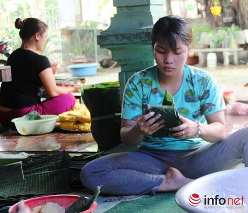 Nghệ An: Đặc sản bánh chưng Vĩnh Hòa hối hả vào vụ Tết - 7
