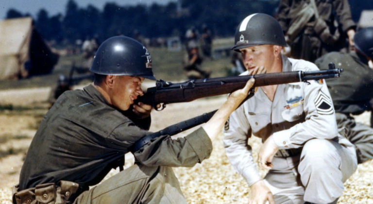 Khẩu súng huyền thoại quyết định cục diện Thế chiến - 4