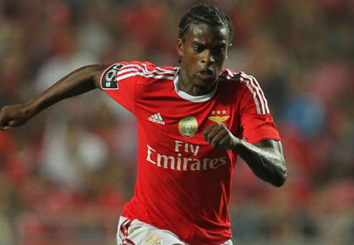 Chuyển nhượng MU: Mourinho gây bất ngờ về Depay - 2