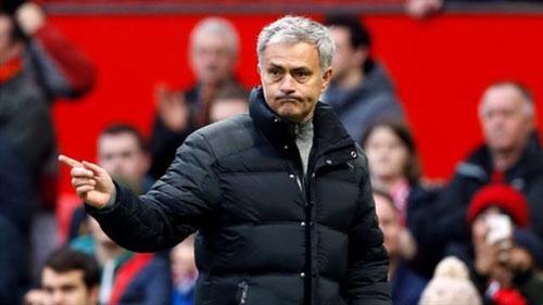 Hàng công MU: Mỗi trận Mourinho nhận một niềm vui - 2