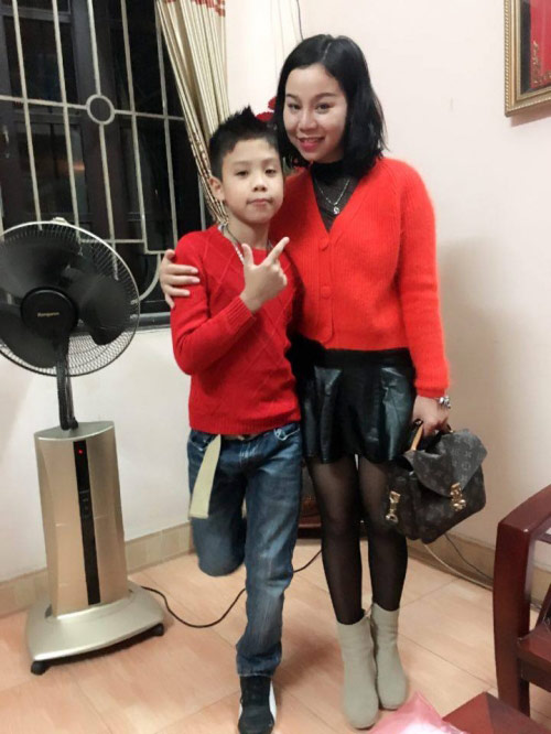 Câu nói của con trai khiến bà mẹ đơn thân lặng người - 2