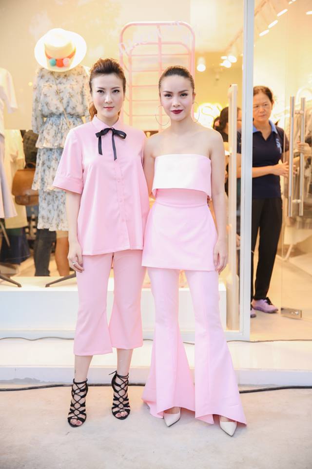 Ngắm gu mặc "Chị lạc - Em trôi" của Yến Trang, Yến Nhi - 9