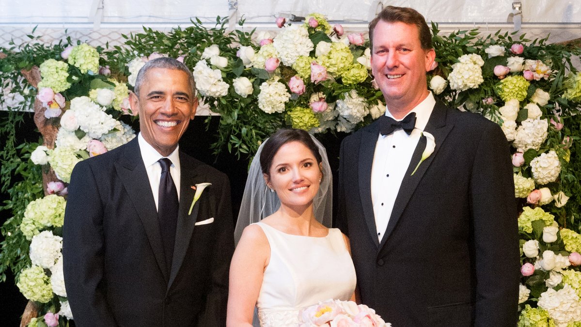 Phát hiện ông Obama làm phù rể trong đám cưới bạn thân - 1