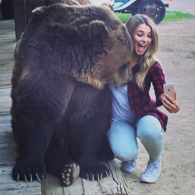 Còn ai nói em không có "gấu" nữa không hả?