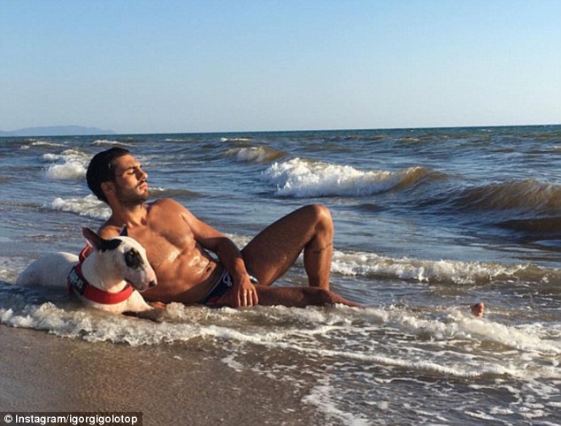 Sửng sốt cuộc sống xa xỉ của hội gái đẹp nức tiếng Instagram - 12