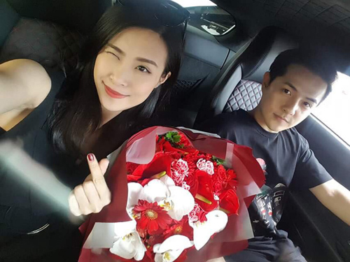 Mới đầu năm, mỹ nữ Việt đua nhau sắm siêu xe, biệt thự - 5