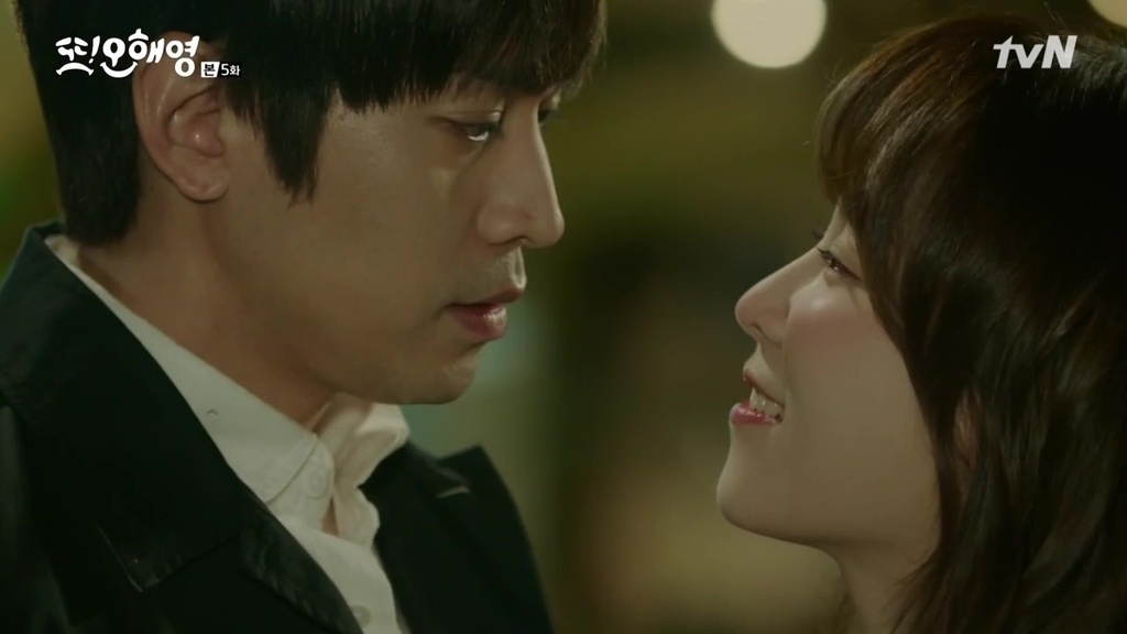 10 nụ hôn ngọt ngào nhất màn ảnh Hàn năm 2016 - 8