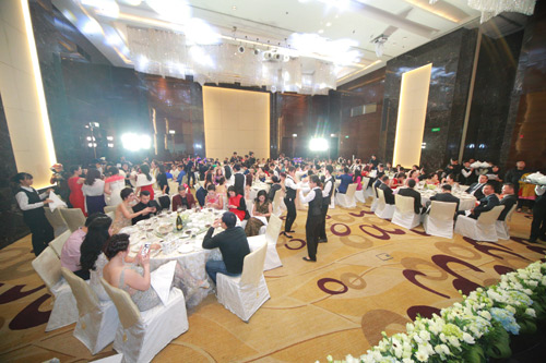 Lady Luxury Night – Dạ tiệc của tình đoàn kết và yêu thương - 1