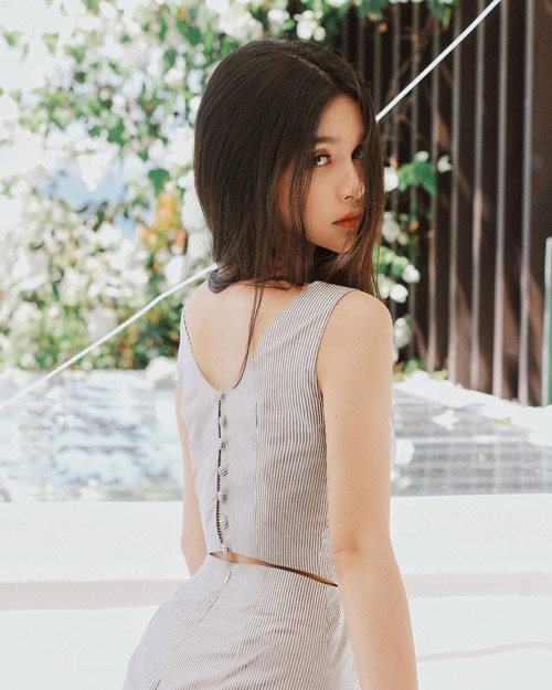 Trấn Thành có &#34;lung lay&#34; trước fan nữ giống hệt Angela Baby? - 9