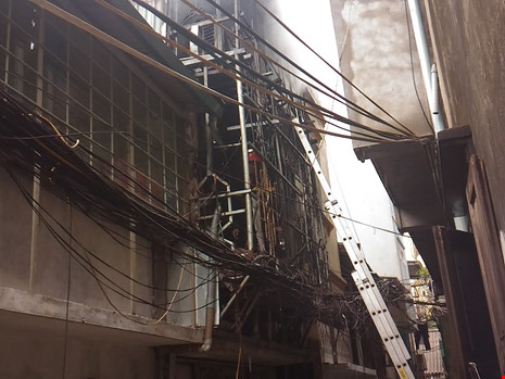 Cận tết, 'bà hỏa' thiêu rụi một căn nhà tại Hà Nội - 6