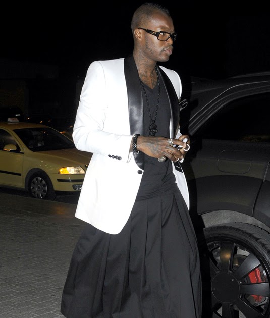 Style nữ tính của CR7 và các danh thủ hàng đầu thế giới - 8