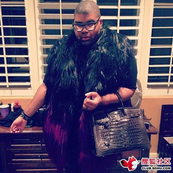 Style nữ tính của CR7 và các danh thủ hàng đầu thế giới - 3