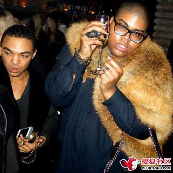 Style nữ tính của CR7 và các danh thủ hàng đầu thế giới - 5