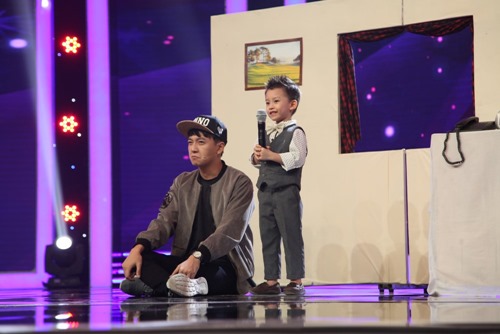 “Thần đồng bolero” 4 tuổi hát Duyên phận cực ngọt - 2