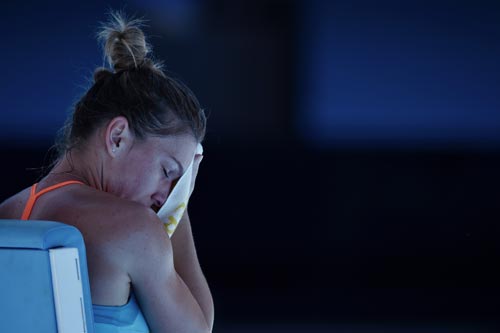 Australian Open ngày 1: Wawrinka khổ chiến 5 set - 9