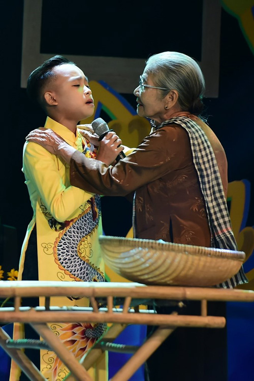 Cuộc sống của Hồ Văn Cường thay đổi nhiều sau nửa năm vào showbiz - 8