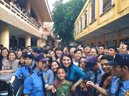 Cuộc sống của Hồ Văn Cường thay đổi nhiều sau nửa năm vào showbiz - 10