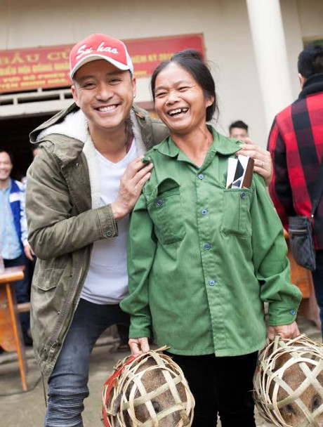 Ca sĩ Tuấn Hưng: Hiện tượng lạ lùng bậc nhất Vbiz - 4