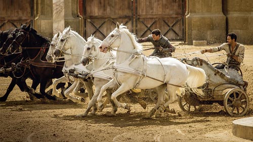 Siêu sao kiếm 15 tỷ đô suốt sự nghiệp: Ronaldo-Messi “chào thua” - 2